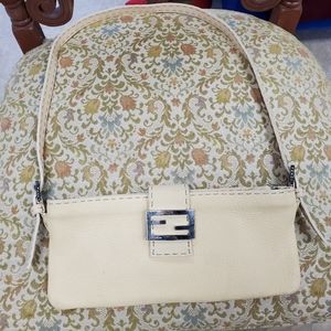 Fendi vintage leather shoulder bag